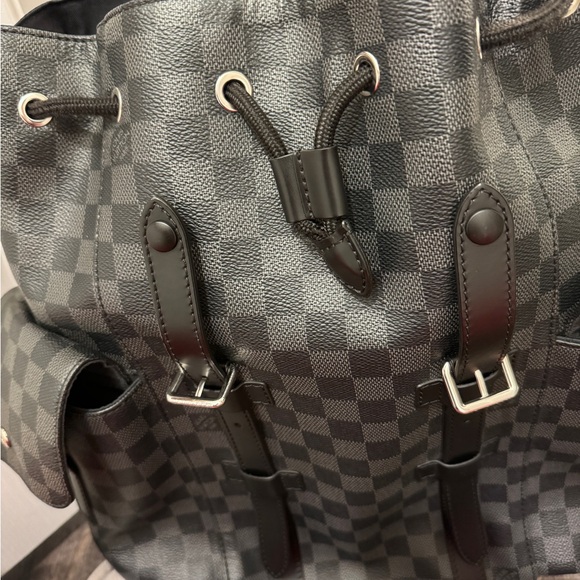Louis Vuitton Backpack - Picture 8 of 8